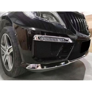 ชุดแต่งรอบคัน GLK63 รุ่นใหม่ ปี 2012-2015 สำหรับรถเบนซ์ GLK Class พร้อมไฟตัดหมอกสำหรับกันชนหน้าและหลัง - Product Image 4