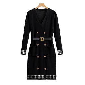 2025 primavera autunno Cross-Border elegante versione coreana classica abito in <span class=keywords><strong>maglia</strong></span> nera tinta unita a maniche lunghe piccolo bottone profumato - Product Image 5