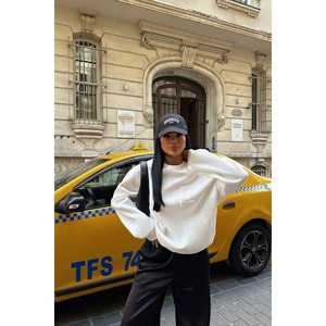 <b>White</b> Vintage Ladies Silk <b>Sweatshirt</b> Embroidered E XS Size Casual Lined Design Screen Printed Light Weight for Autumn Winter - Product Image 3