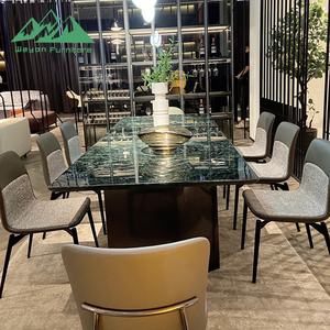 Set da Pranzo di Lusso Wayon con Piano in Pietra Sinterizzata Verde Lucida Effetto Marmo e Base a Piedistallo Nera, Arredamento per Cucina - Product Image 1