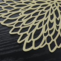 Napperons en vinyle PVC pressé métallisé / Napperons décoratifs ajourés pour centre de table de mariage / Napperons de table à manger