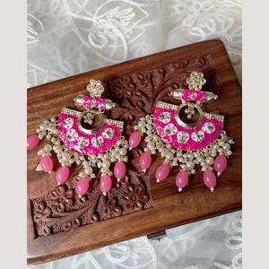 Élégantes boucles d'oreilles pendantes Meenakari en perles, style ethnique Chandbali, bijoux de mariage et de fête pour femmes - Product Image 3