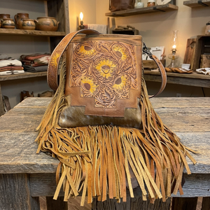 Borsa a Tracolla Western in Pelle di Vacchetta di Alta Qualità con Girasole Intagliato a Mano, Nappa Lunga e Cerniera, Design Bohemien Personalizzato - Product Image 3