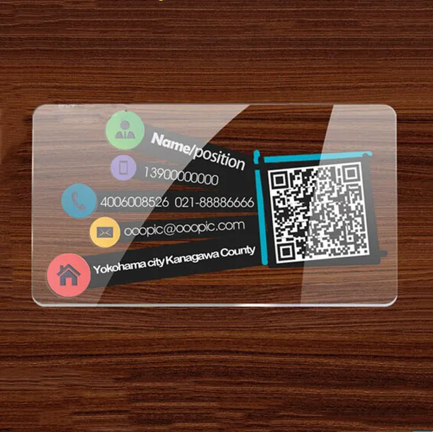 Блестящие прозрачные визитные карточки с золотым тиснением отличного качества с индивидуальным принтом