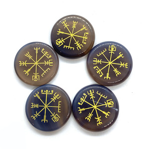 Reiki Kristalle Heilung Obsidianstene 7 Chakra Kristall Naturstein Feng Shui mit graviertem Vegvisir-Symbol Tumbler Steine