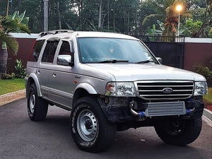 แผ่นยาง TPV RHD ปูพื้นรถยนต์สำหรับ Ford <span class=keywords><strong>Everest</strong></span> 2010-2020 3D ตามต้องการ - Product Image 3