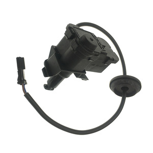 มอเตอร์ฝาถังน้ำมัน Shuangyi รุ่น 6RD810773B สำหรับรถยนต์ Volkswagen Polo ปี 2011-2019 - Product Image 1