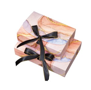 Guangzhou supplier custom logo fashion envelope box packaging gift with ribbon for wallet scarf