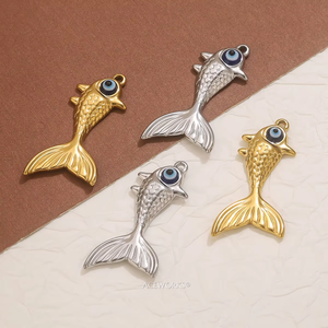 Breloques de poisson mobiles pour enfants |   Pendentifs en acier inoxydable plaqué or 18K PVD pour la fabrication de bijoux DIY |   Durable et imperméable - Product Image 3