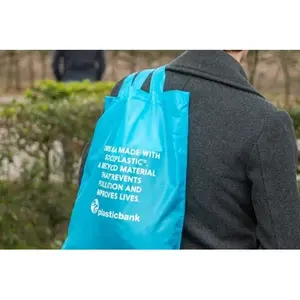 Borsa shopper pieghevole in RPET, merchandising sostenibile - Product Image 1