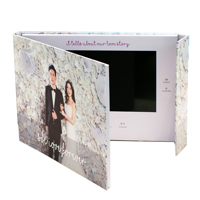 Cartes d'invitation de mariage de 10.1 pouces Cartes à jouer vidéo à couverture rigide avec impression UV Option cadeau en gros