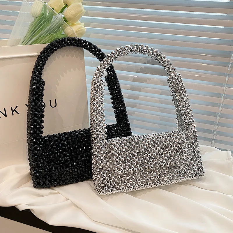 Nuove borse di moda 2023 borse tessute con perline da donna leggere borse progettate da donna per giovane donna