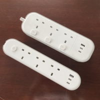 Multiprise industrielle britannique 3/4 voies USB Type-C ignifuge avec prise britannique 2500W et rallonge multiple