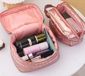Bolsa de Cosméticos Impermeable Personalizada, Bolsa de Maquillaje de Gran Capacidad, Bolsa de Almacenamiento de Tela Acolchada a Rayas para Chicas - Product Image 5