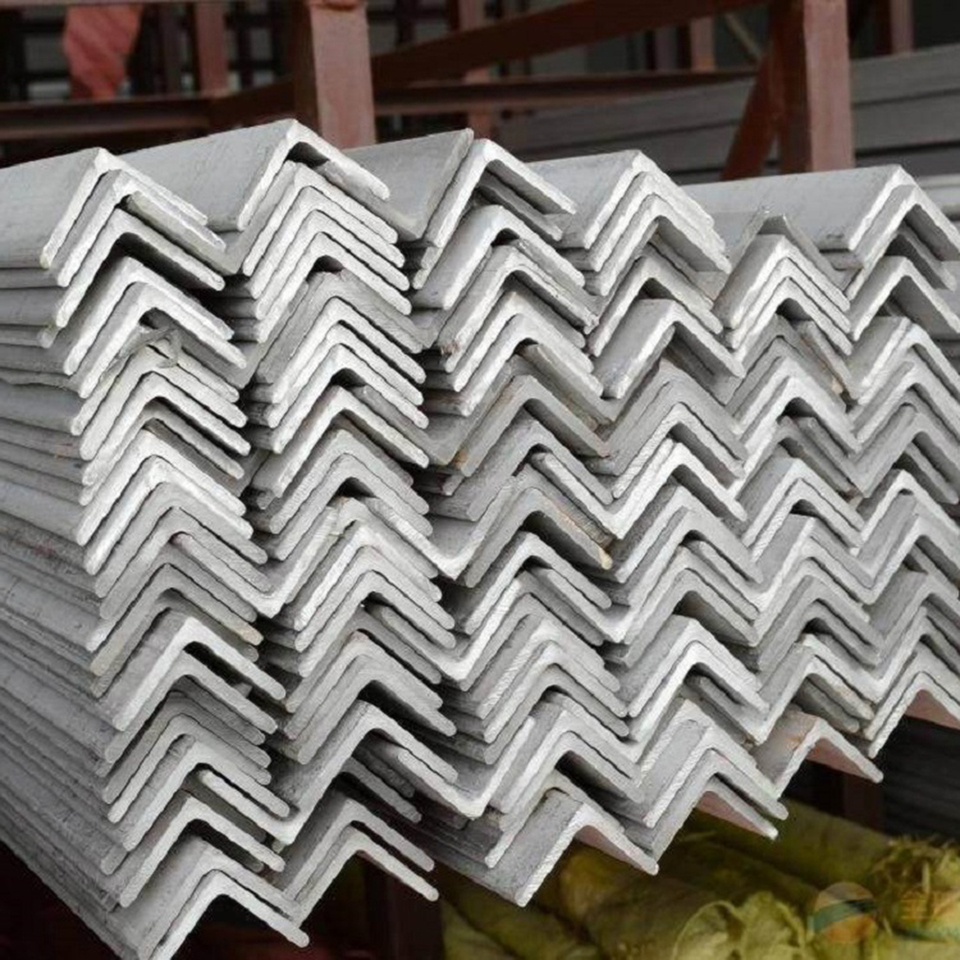 125 X 1.25 X 1.25 X 10 Equal Angle iron supplier