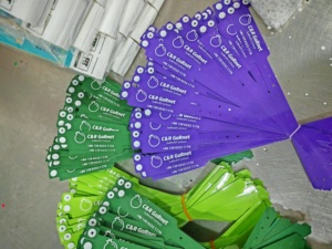 Bracelets en PVC scintillant pastel résistants à la déchirure à usage unique, imprimés avec logo personnalisé pour événements et promotions XHL - Product Image 5