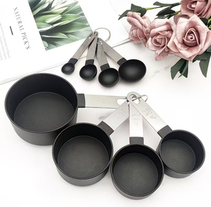 Juego <span class=keywords><strong>de</strong></span> 8 Tazas y Cucharas Medidoras <span class=keywords><strong>de</strong></span> Acero Inoxidable con Mango <span class=keywords><strong>de</strong></span> Plástico Negro Mate, <span class=keywords><strong>Utensilios</strong></span> para Cocina y Repostería - Product Image 4