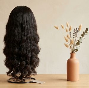 Perruque longue ondulée en cheveux humains naturels noirs vierges, volume complet, longueur personnalisée, vente en gros d'usine - Product Image 1