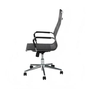 เก้าอี้สำนักงานตามหลักสรีรศาสตร์สีดำพร้อมพนักพิงศีรษะปรับได้ดีไซน์สูงกรอบโลหะสไตล์ทันสมัย - Product Image 2