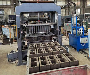 Prezzo di fabbrica nuovo di zecca QT4-20 Semi automatico idraulico blocco di cemento macchina per la fabbricazione di mattoni forati mattone solido pavé pietra - Product Image 4
