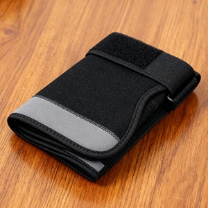 Attelle de <span class=keywords><strong>coude</strong></span> en néoprène pour une <span class=keywords><strong>compression</strong></span> personnalisable pour les voyages grâce à sa taille compacte pour un emballage pratique - Product Image 2
