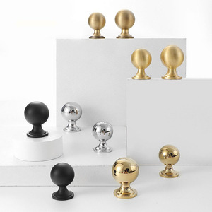 Perillas de Latón Macizo para Muebles de Cocina, Color Dorado, Plateado, Negro Antiguo, Redondas, para Cajones - Product Image 1