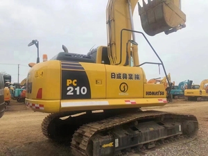 Excavatrice sur chenilles d'occasion Komatsu PC210-8 21 tonnes |   Moteur Cummins Kawasaki, faible nombre d'heures, d'occasion, provenance Japon, pour travaux de terrassement - Product Image 3