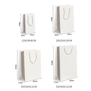 Bolsas de Papel Kraft Ecológicas Biodegradables Personalizadas de Lujo con Asas de Cinta, Resistentes al Microondas, para Regalos, Venta al Por Mayor LH - Product Image 2