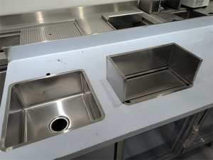 Comptoir de bar à thé Boba professionnel en acier inoxydable à température unique et refroidissement direct, station de préparation de thé au lait - Product Image 5