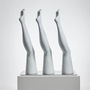 <span class=keywords><strong>Mannequin</strong></span> long en fibre de verre pour jambes féminines - Forme de présentation inclinée élégante pour l'affichage de bas, leggings et chaussettes - Product Image 2