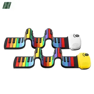 Электронное пианино с 49 клавишами может быть упаковано с разъемом и батареей