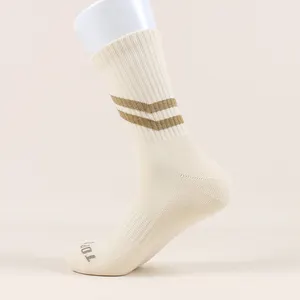 Calcetines clásicos de algodón a rayas de color sólido con logotipo de punto jacquard personalizado