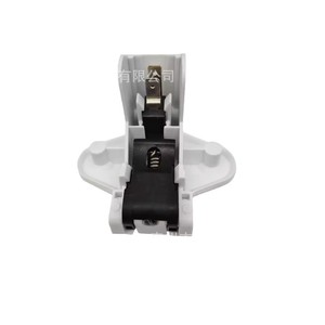 Loquet de porte pour lave-vaisselle Electrolux 4055283925 en plastique 12x10x8cm pour pièces de lave-vaisselle - Product Image 1