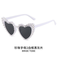 Lunettes de soleil de mariage pour mariée et demoiselle d'honneur, en forme de cœur perlé, en forme de lettre, en PC, faites à la main, vintage, unisexe, pour fête d'anniversaire