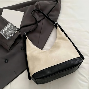 Sacs à main de qualité pour femmes, fermeture ouverte, deux poignées, en PU, avec logo personnalisé, décoration de serrure de marque TC, vente en gros - Product Image 2