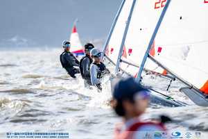ILCA 4 de 4.2m, Versión de Primera Categoría, Velero de Competición para Entrenamiento Juvenil, Velero de Alta Velocidad de Fibra de Vidrio para Carreras en Ríos y al Viento - Product Image 2