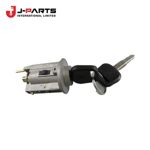 ชุดขายึดคอพวงมาลัยส่วนบนพร้อมสวิตช์สำหรับโตโยต้า HIACE TRH203 2005-2013 - Product Image 1