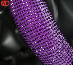 Accesorios de coche 2025 cubierta de <span class=keywords><strong>volante</strong></span> de diamantes de imitación de cristal de moda cubierta de <span class=keywords><strong>volante</strong></span> de brillo de coche Universal - Product Image 6