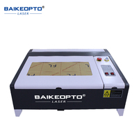 Découpeur et graveur laser économique 40W 50W 4040 Machine à découper le bois et le plastique pour les cartes.