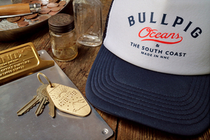 <span class=keywords><strong>Portachiavi</strong></span> Personalizzato in Ottone con Logo in Metallo Dorato e Smalto Morbido, Souvenir per Hotel, Marchio Sportivo - Product Image 5