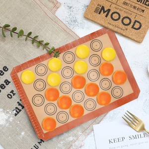 Ensemble de 3 <span class=keywords><strong>tapis</strong></span> de cuisson en <span class=keywords><strong>silicone</strong></span> 100% antiadhésifs pour pâtisserie et macarons 11,6*16,5 pouces - Product Image 5