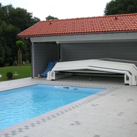 Atap kolam renang taman Aluminium Sunroom dapat ditarik otomatis