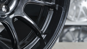 Cerchi Forgiati OEM ODM Personalizzati da 18 Pollici Nero Lucido per Auto Passeggeri, Cerchi Forgiati per <span class=keywords><strong>Bugatti</strong></span> Chiron - Product Image 5