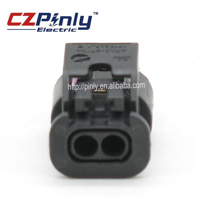 1 Pin 3-1718630-2 3-1718624-2 Automobile Oil Pump Assembly Connector