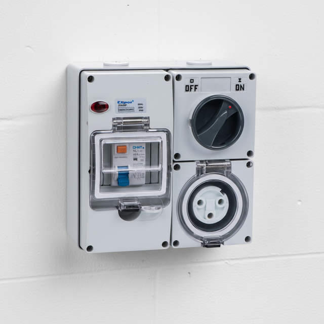 Australia Standard 3PIN 32A RCD Protected Industrial Plug with Socket Outlets with Switch
