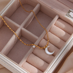 Fashion White Shells Moon Pendant <strong>Necklace</strong> 18k Gold Plated Titanium Steel Beads Chain <strong>Diamond</strong> <strong>Delicate</strong> Jewelry <strong>Necklace</strong>