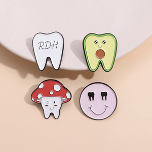 Broche insigne de <span class=keywords><strong>docteur</strong></span> manquante pour soins des dents, sac mignon de dentiste, accessoires vestimentaires pour enfant, sac d'étudiant, nouveauté créative - Product Image 3