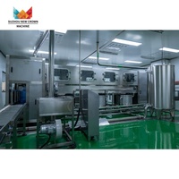 Machine de remplissage monobloc 3-en-1 automatique de 3 à 5 gallons, 120 à 1200 BPH, conçue en usine chinoise, avec certificat CE
