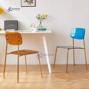 Sillas de comedor de <span class=keywords><strong>PC</strong></span> de Color transparente nórdico, silla de comedor de plástico acrílico apilable con patas cromadas para café, evento de boda - Product Image 3