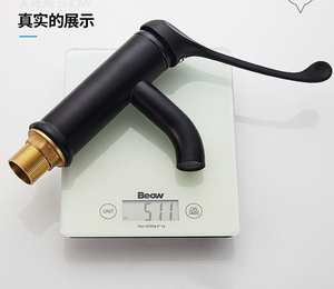 Grifo de latón para laboratorio médico con mango largo en ángulo, grifo mezclador de agua fría <span class=keywords><strong>y</strong></span> caliente negro mate para hospitales, clínicas <span class=keywords><strong>y</strong></span> laboratorios - Product Image 6